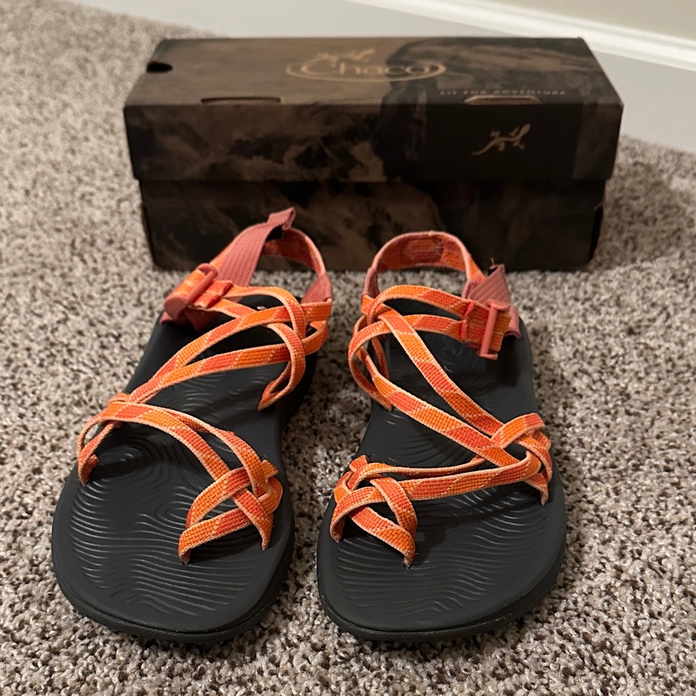 Women’s Chaco Sandals w/ Original Box